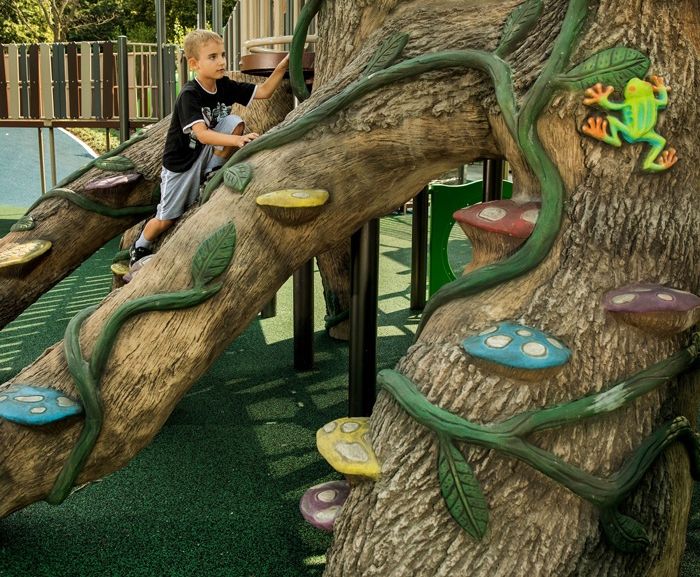 custom themed playground capabilities