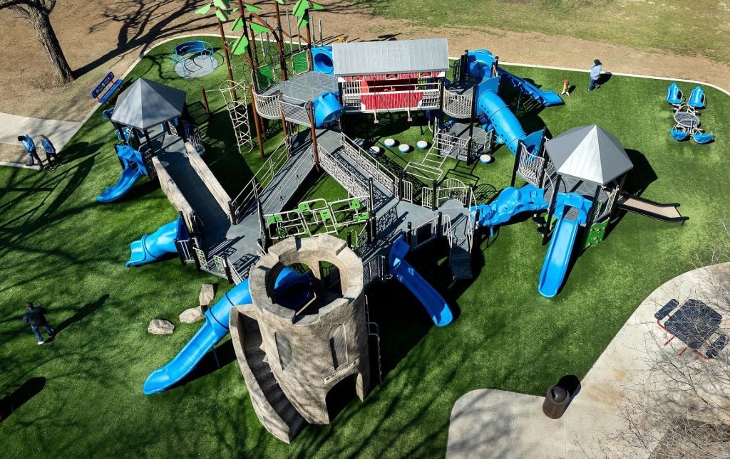 Inclusive playground article photo 183d17ce614a305ef7e14498bef98c4b 1