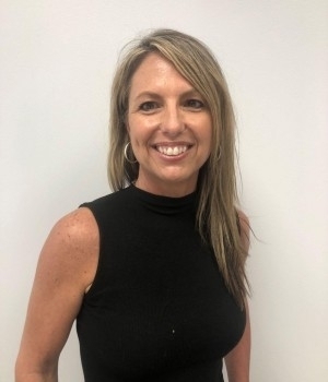 Renee-Beard-Headshot-4-2023-2495-1720800677